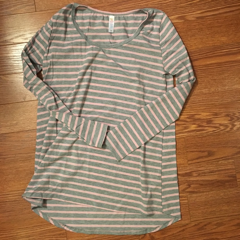 Pink and heathered gray EUC lynnae